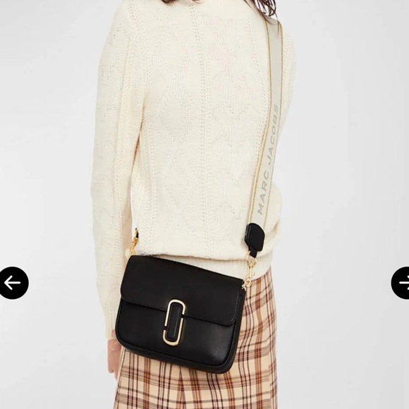 Marc Jacobs J Black Leather Crossbody Bag with gold chain - Picture 8 of 8